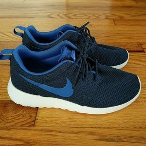 NIKE Roshe One Womens Tennis Shoes 6.5 Custom Blue